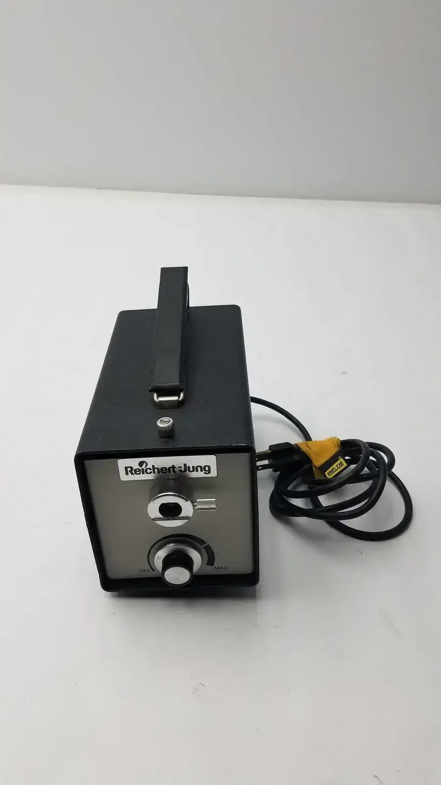 Reichert Scientific 1177 Light Source - Laboratory