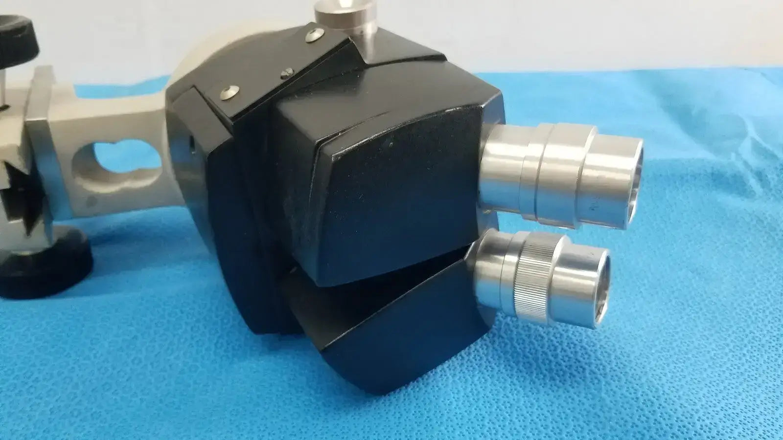 Reichert Stereo Star Zoom 1X to 6X - 580 Microscope