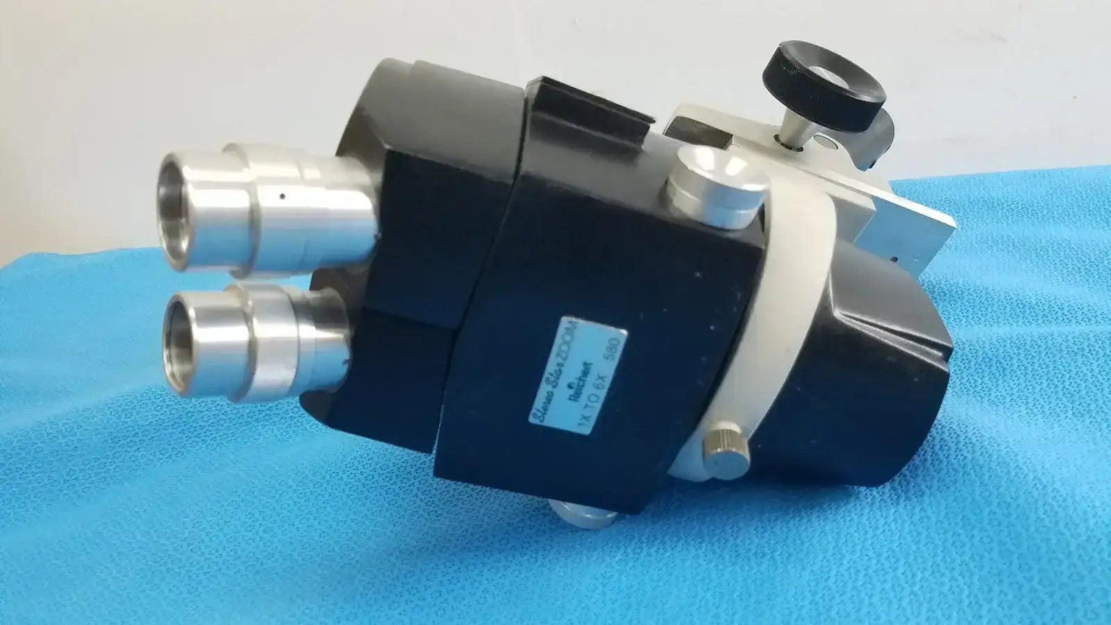 Reichert Stereo Star Zoom 1X to 6X - 580 Microscope