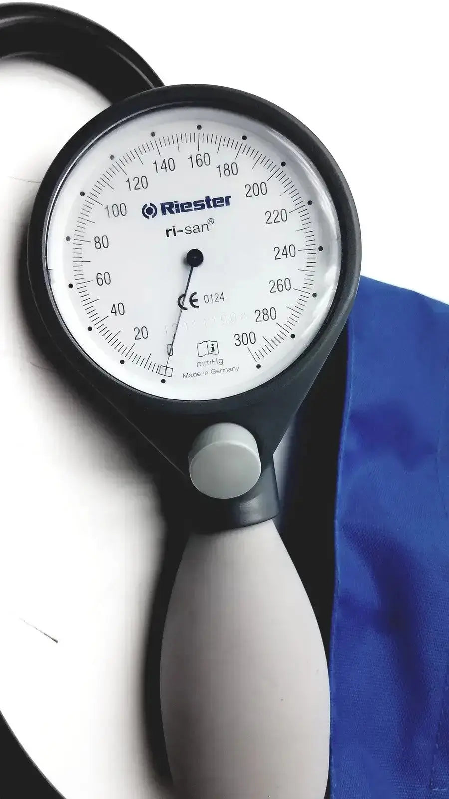 Black and gray riester 0124 sphygmomanometer with summit bp cuffs featuring a manual dial marked in mmhg for pre owned medical equipment