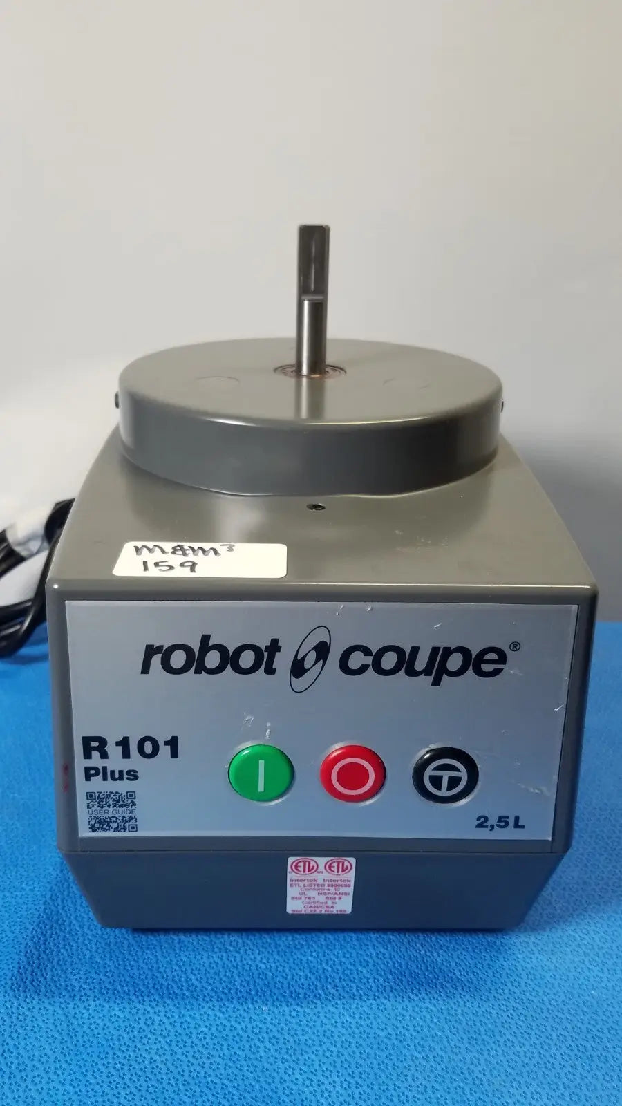 Robot Coupe R101 Plus Commercial Food Processor Base – 2.5 Liter Countertop Unit