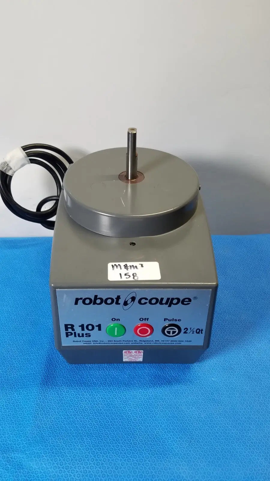 Robot Coupe R101 Plus Commercial Food Processor Base – 2.5 Qt Countertop Unit