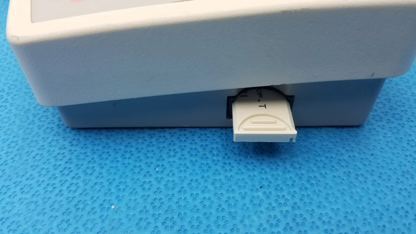 Roche Cardiac Reader Blood Test Analyzer System