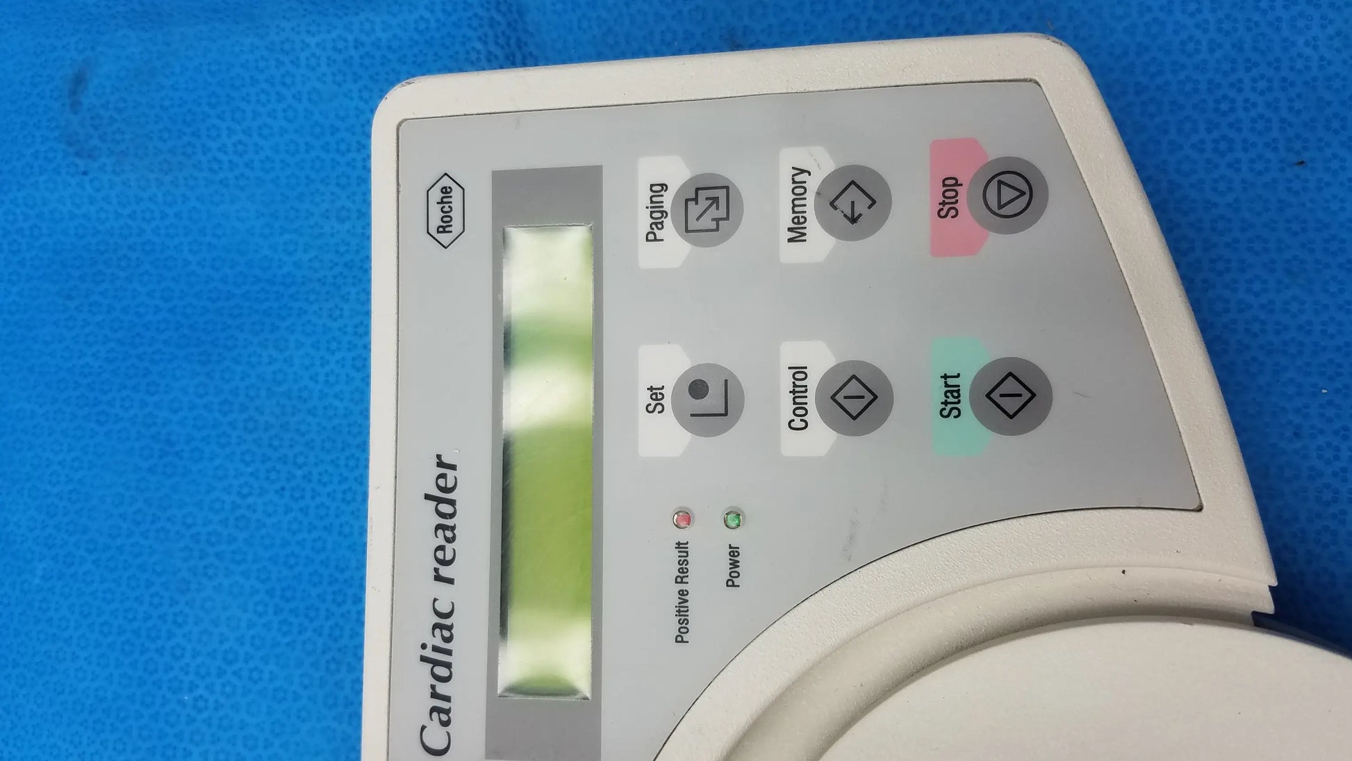 Roche Cardiac Reader Blood Test Analyzer System