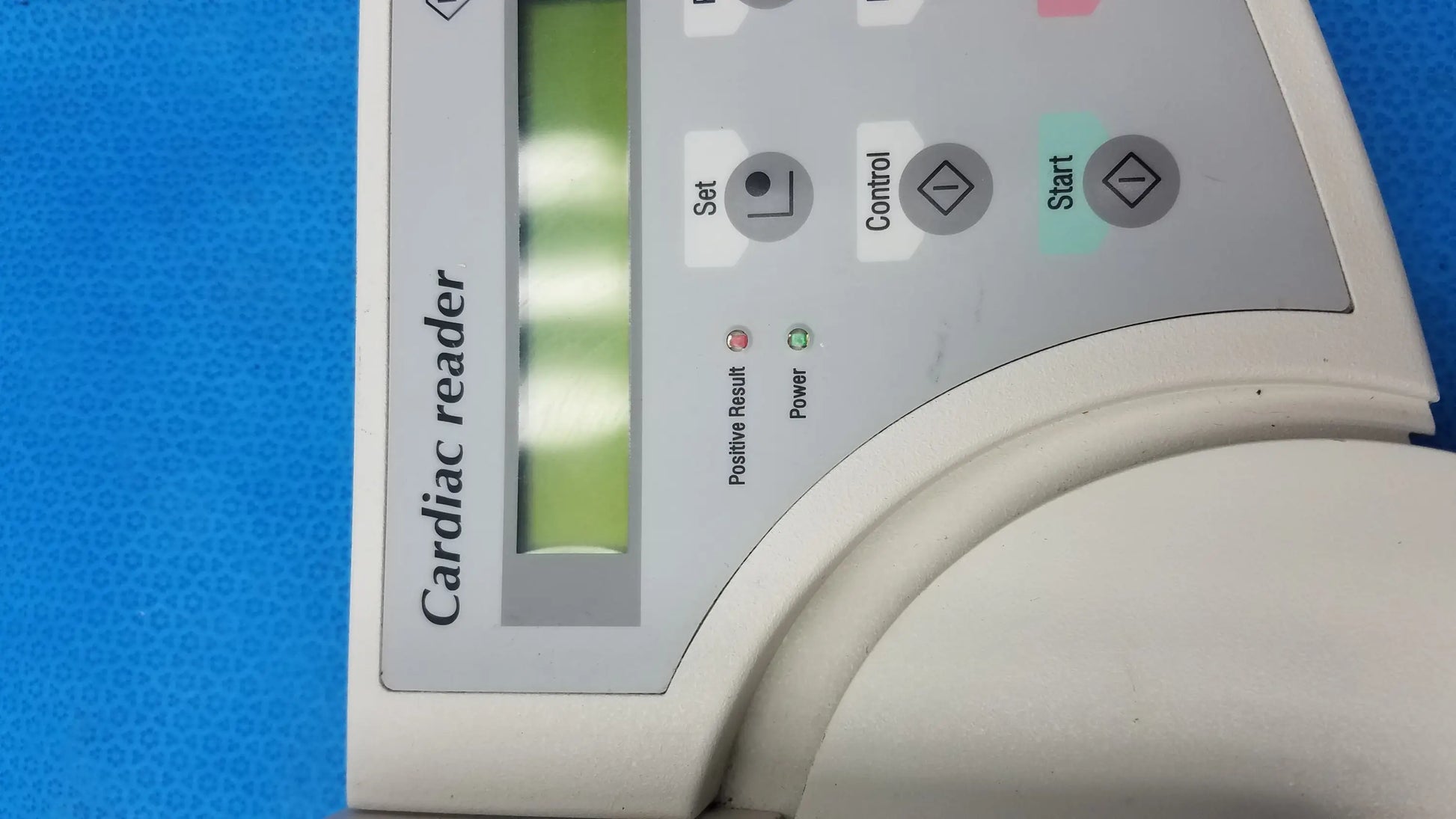 Roche Cardiac Reader Blood Test Analyzer System