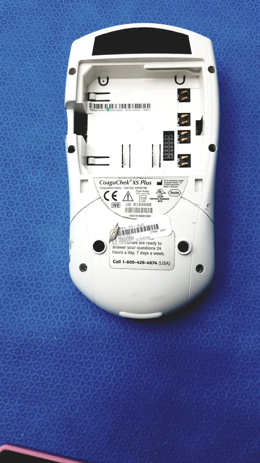 Roche Diagnostics XS Unit with Base – For Parts or Display - Laboratory Diagnostic Analyzer