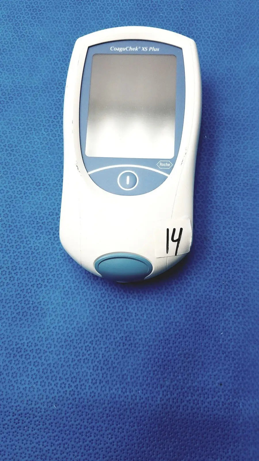 Roche Diagnostics XS Unit with Base – For Parts or Display - Laboratory Diagnostic Analyzer