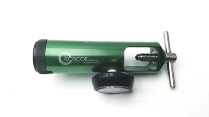 Green metallic roscoe medical mini oxygen regulator with black caps and silver adjustment knob model rmi 15st ref 1502803