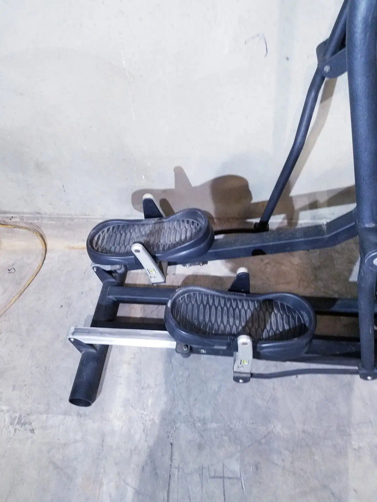SCIFIT Elliptical Crosstrainer Commercial Gym Cardio Exercise Machine SXT7000