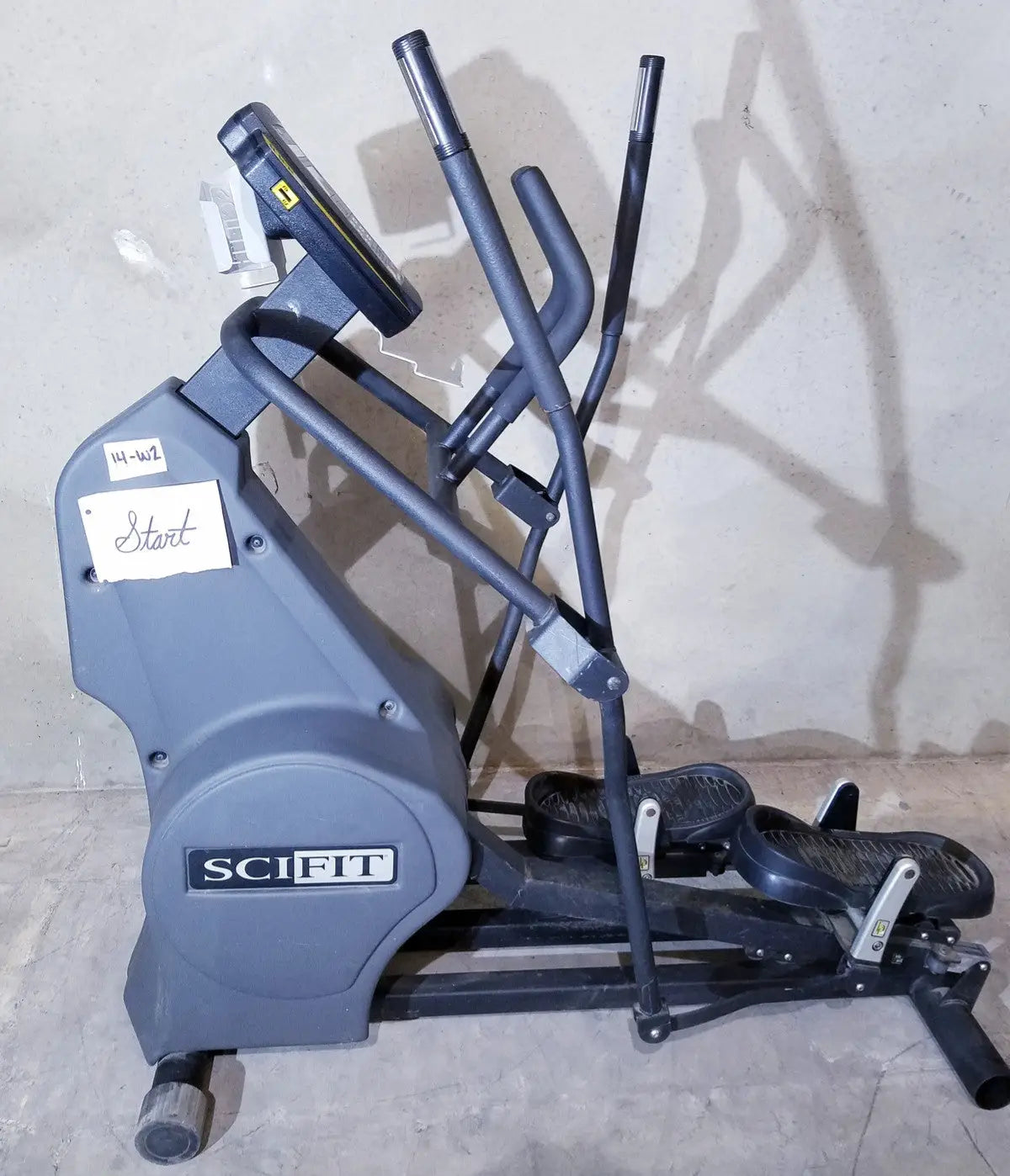 SCIFIT Elliptical Crosstrainer Commercial Gym Cardio Exercise Machine SXT7000