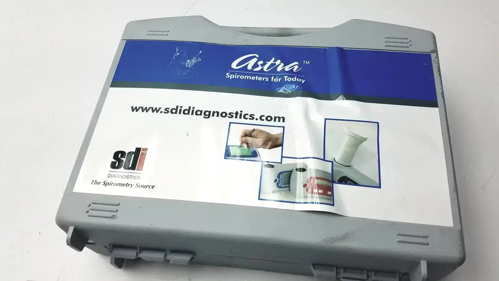 Gray plastic carrying case for sdi diagnostics astra 300 spirometer pre owned medical equipment for sale