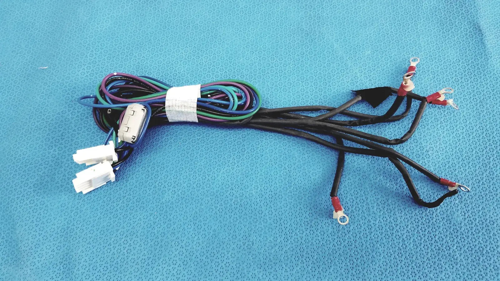 SEIWA Ferrite Cores with 4-Pin Connectors Wire Harness Cable