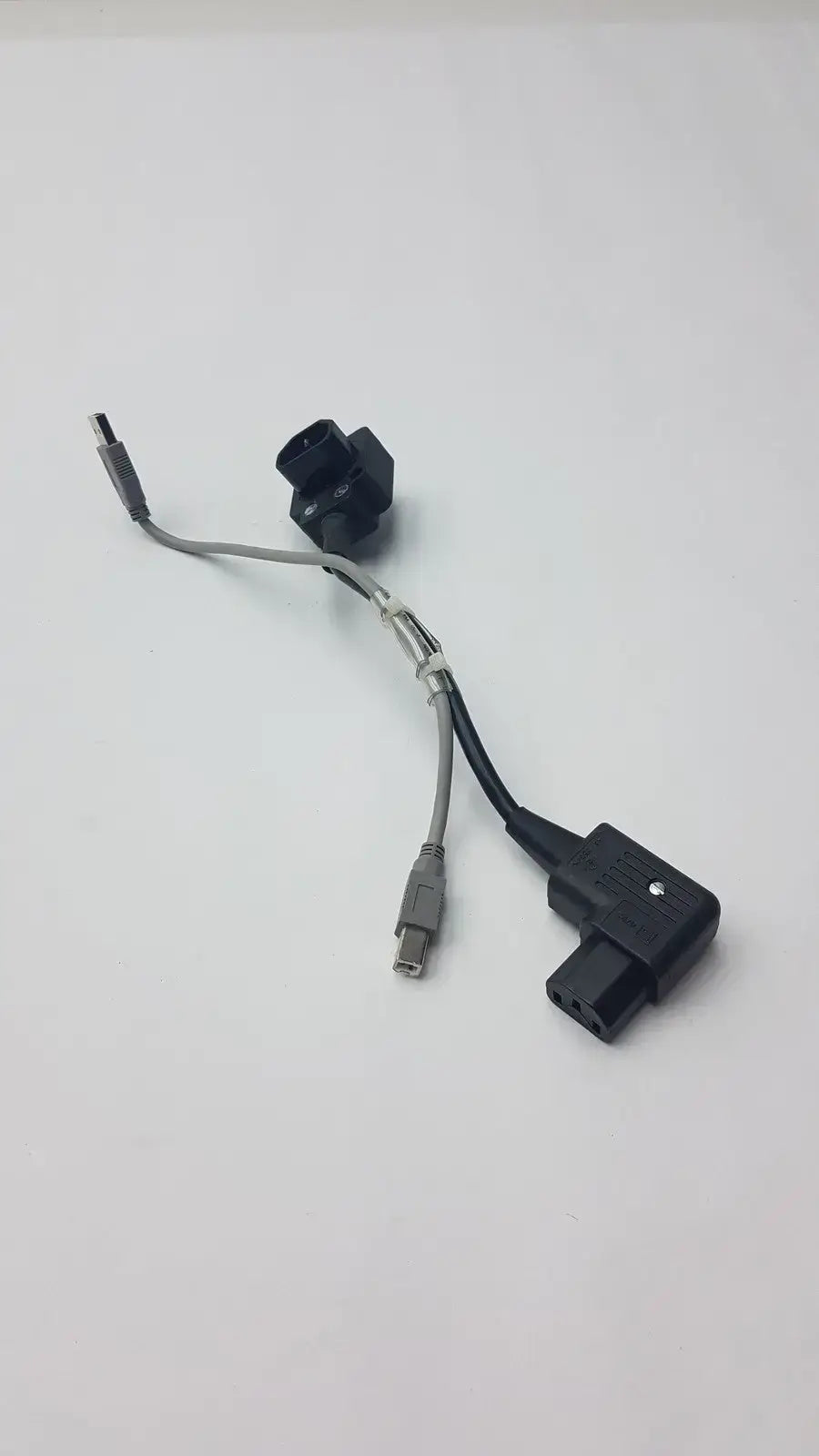 Set of 2 White and Grey Cables - Cable