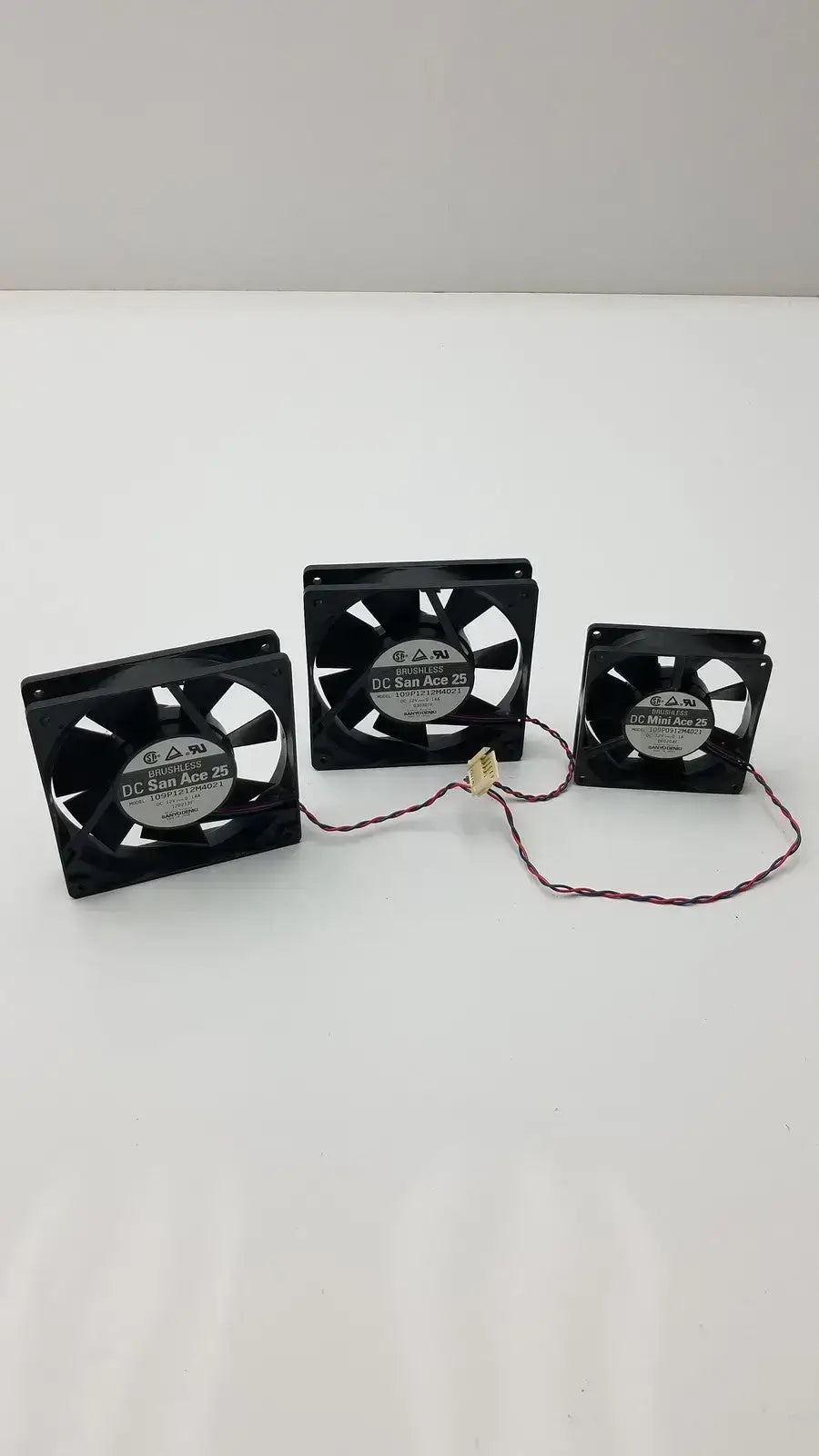 Set of 3 Brushless DC San Ace 25 109p1212m4021 - Axial Fan