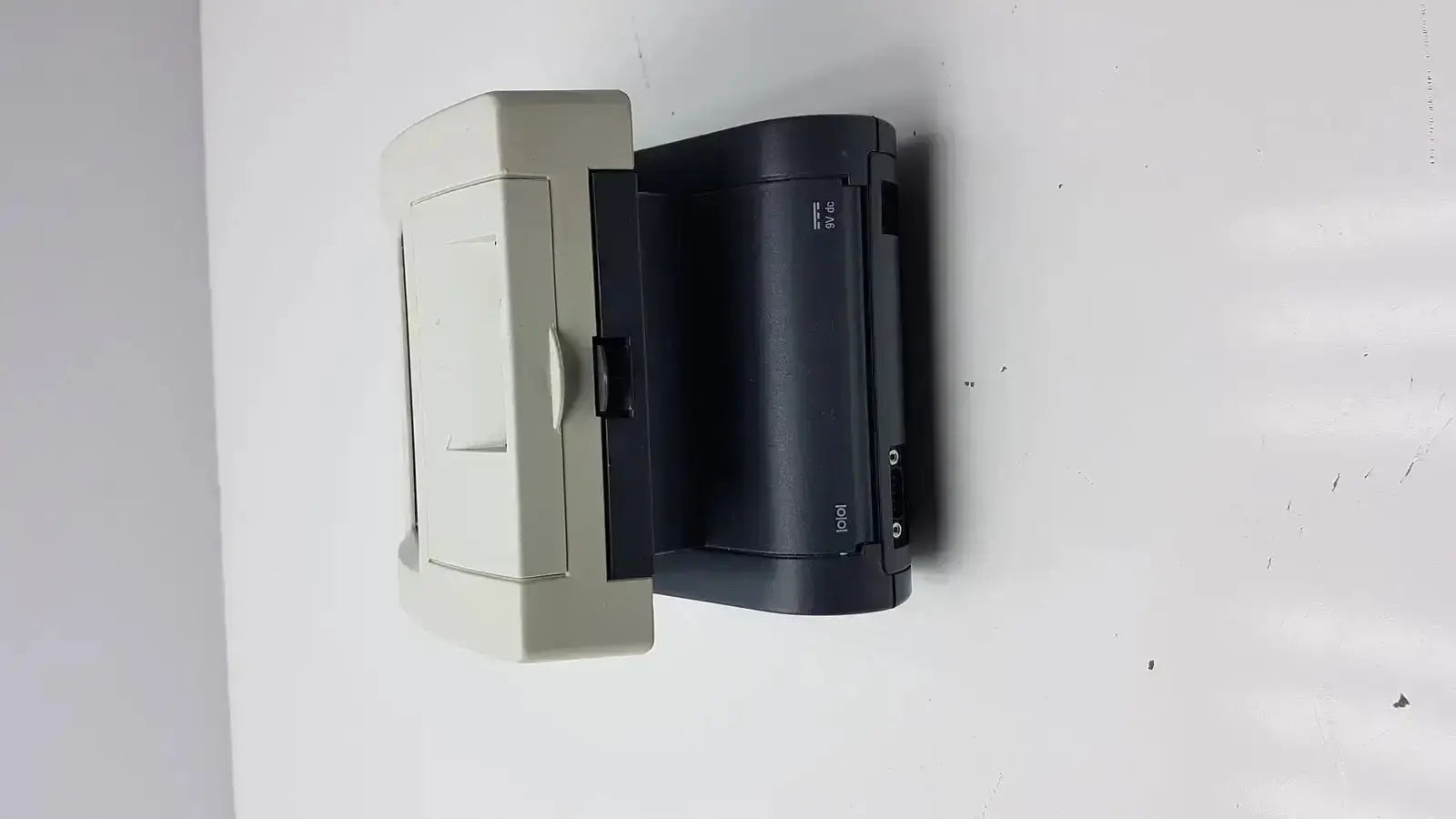 Beige and black desktop scanner with sleek modern design for siemens clinitek status analyzer model 004979