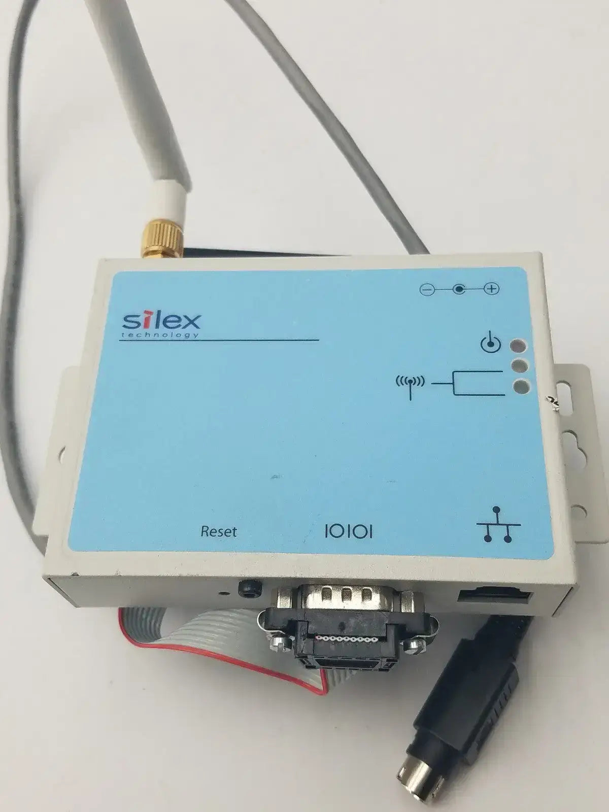 Silex Technologies- SX-500 Serial Server With Adapter - Device