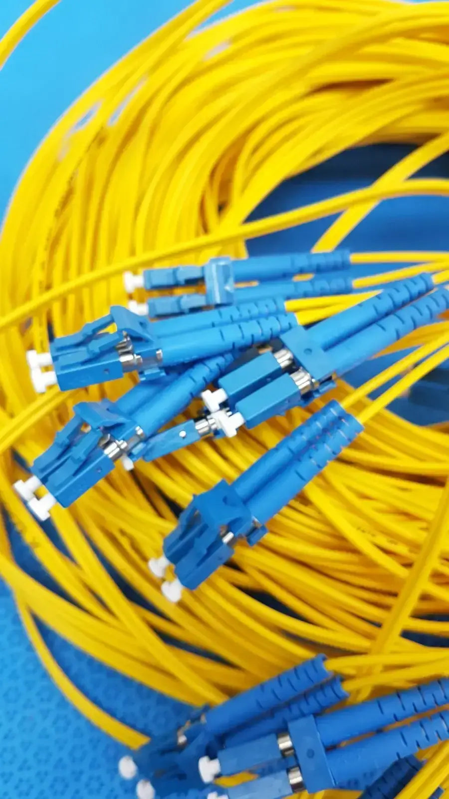 Singlemode Fiber Optic Cable Assembly – LC to UPC Polish 5 Meter Box of 26