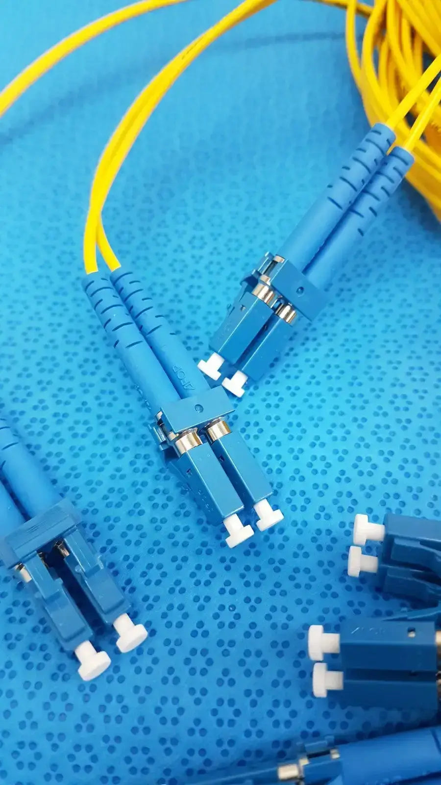 Singlemode Fiber Optic Cable Assembly – LC to UPC Polish 5 Meter Box of 26