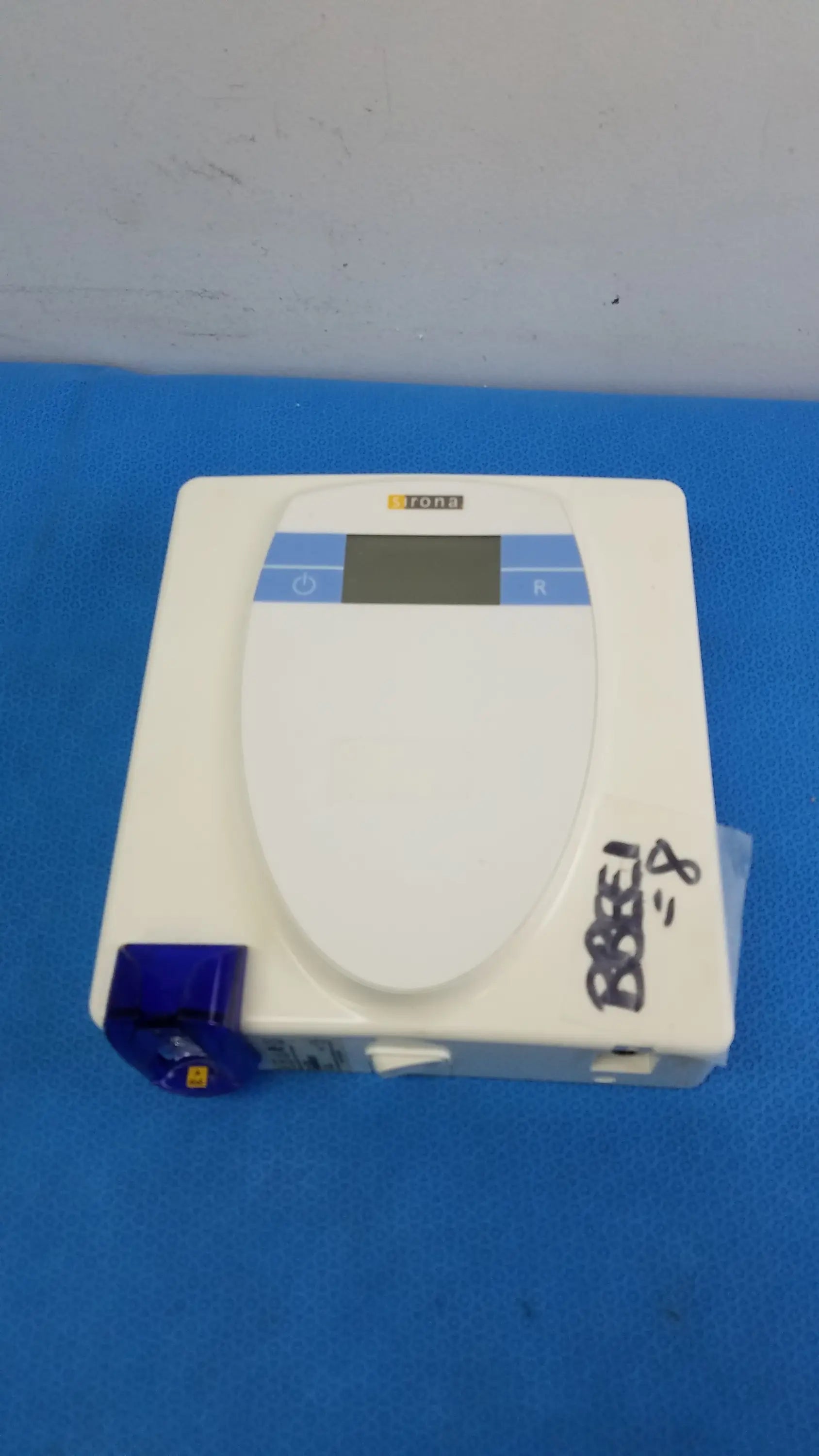 Sirona D3495 Dental Wall Mounted Unit SR 02525