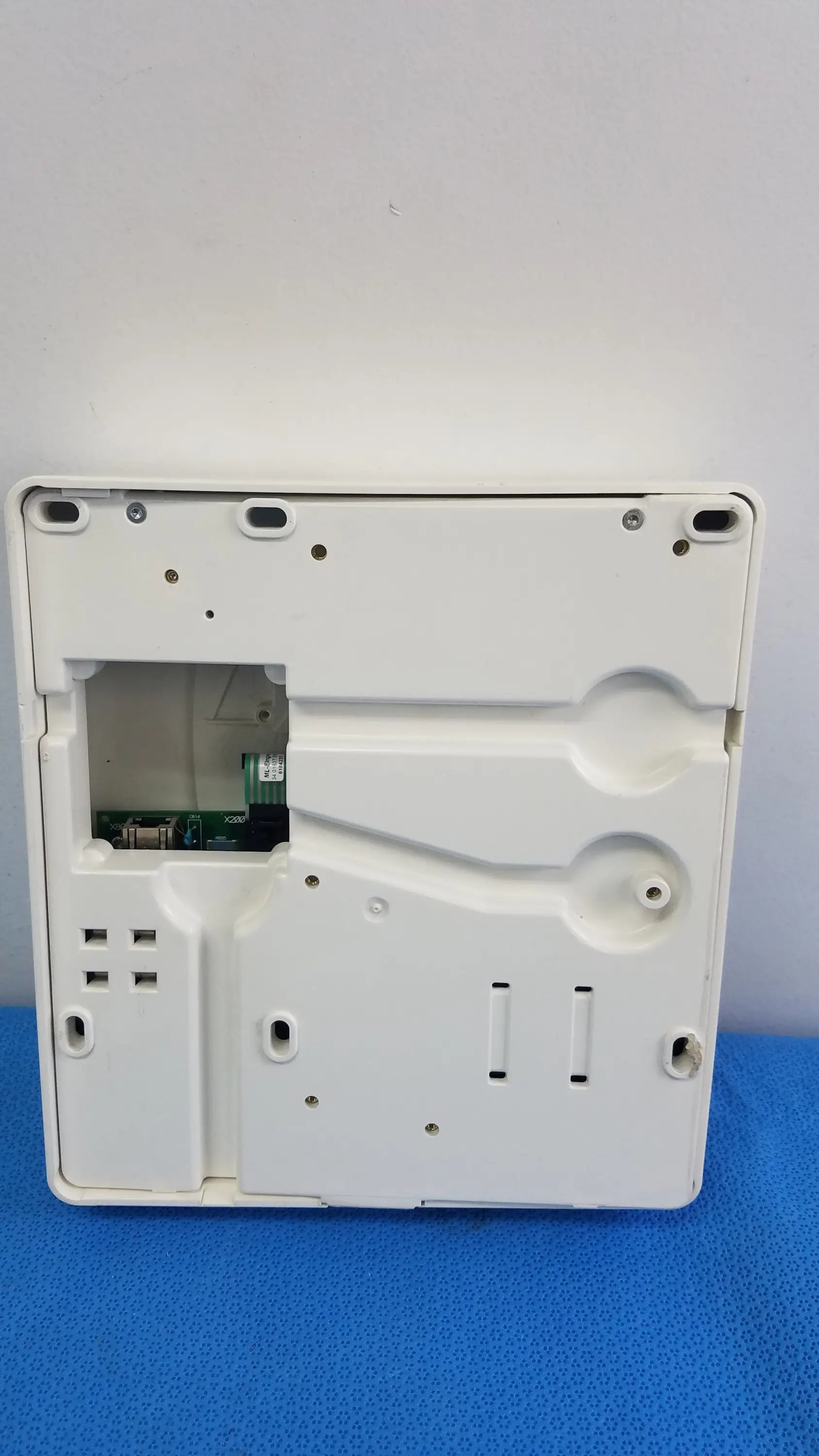 Sirona Xios D3495 Plus Dental Wall Module SR 02686