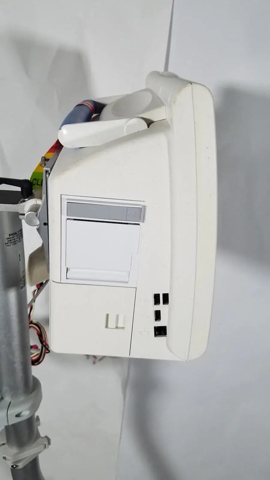 White spacelabs SL 91369 Ultraview patient monitor with integrated control panel and rolling stand medical equipment