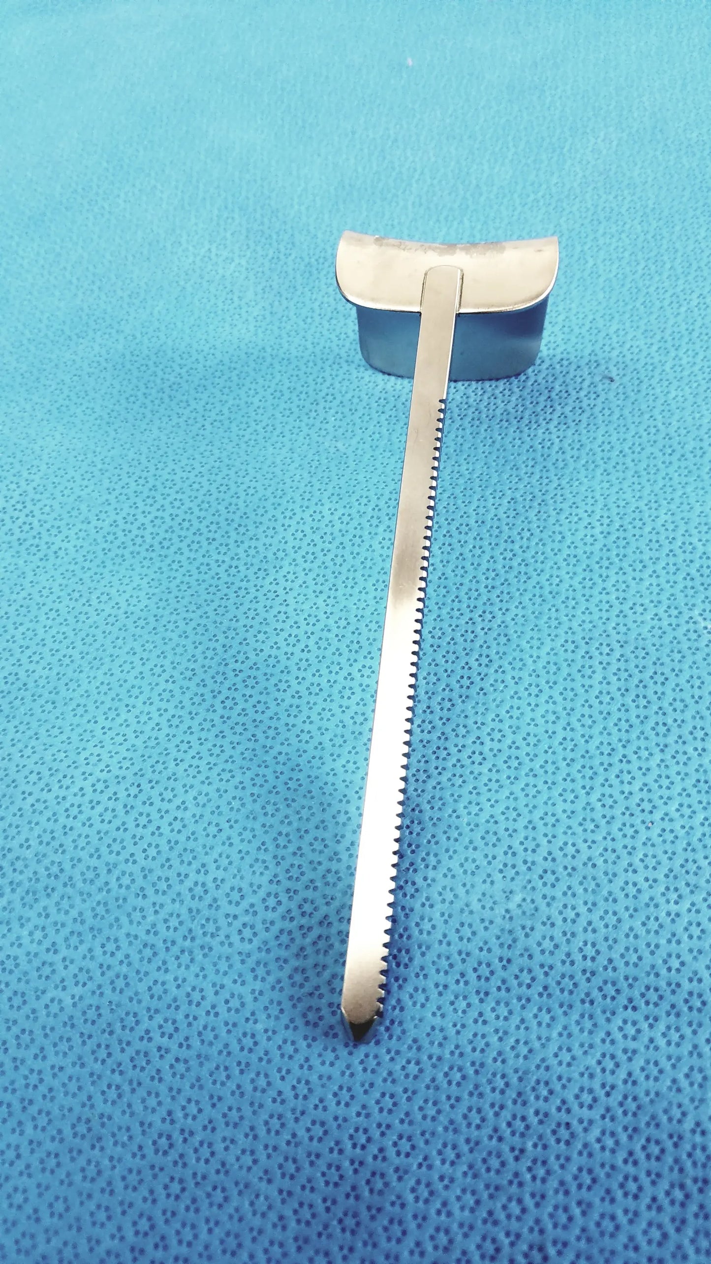 ST-4563 Surgical Retractor Blade