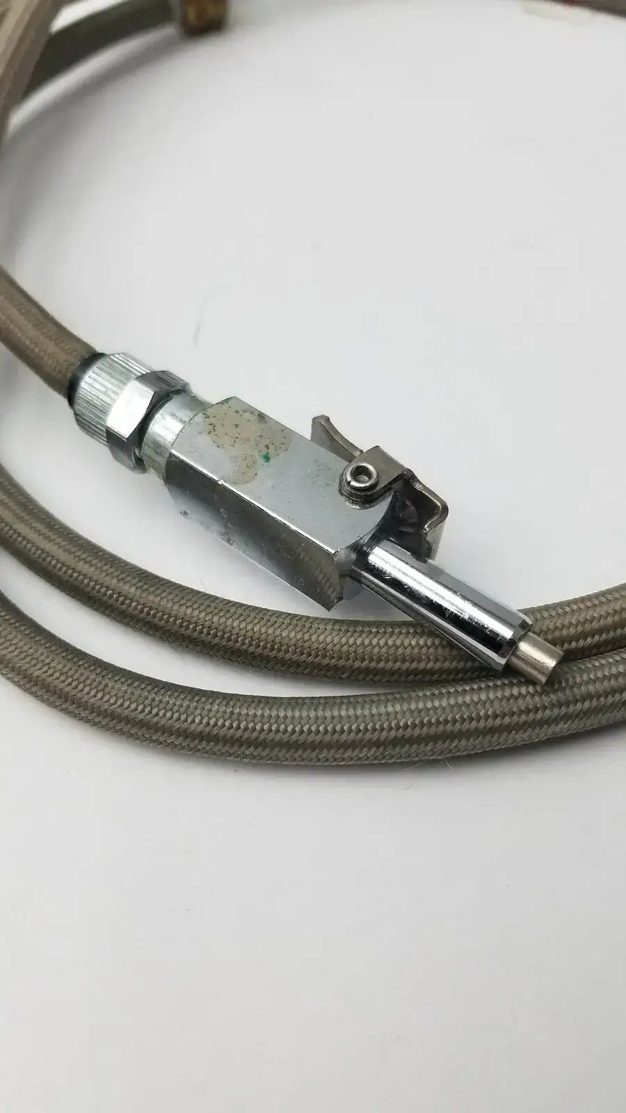 Stainless Steel Braided Cable/Hose for Water or Air with Valve - Dental Unit Hose