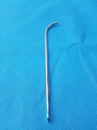 Stainless Steel Curved Surgical Instrument