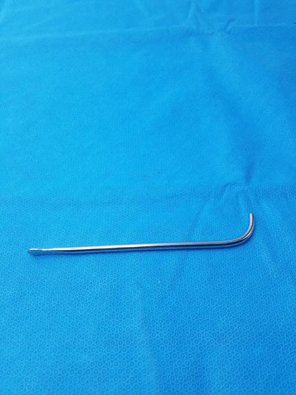 Stainless Steel Curved Surgical Instrument