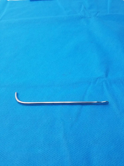 Stainless Steel Curved Surgical Instrument