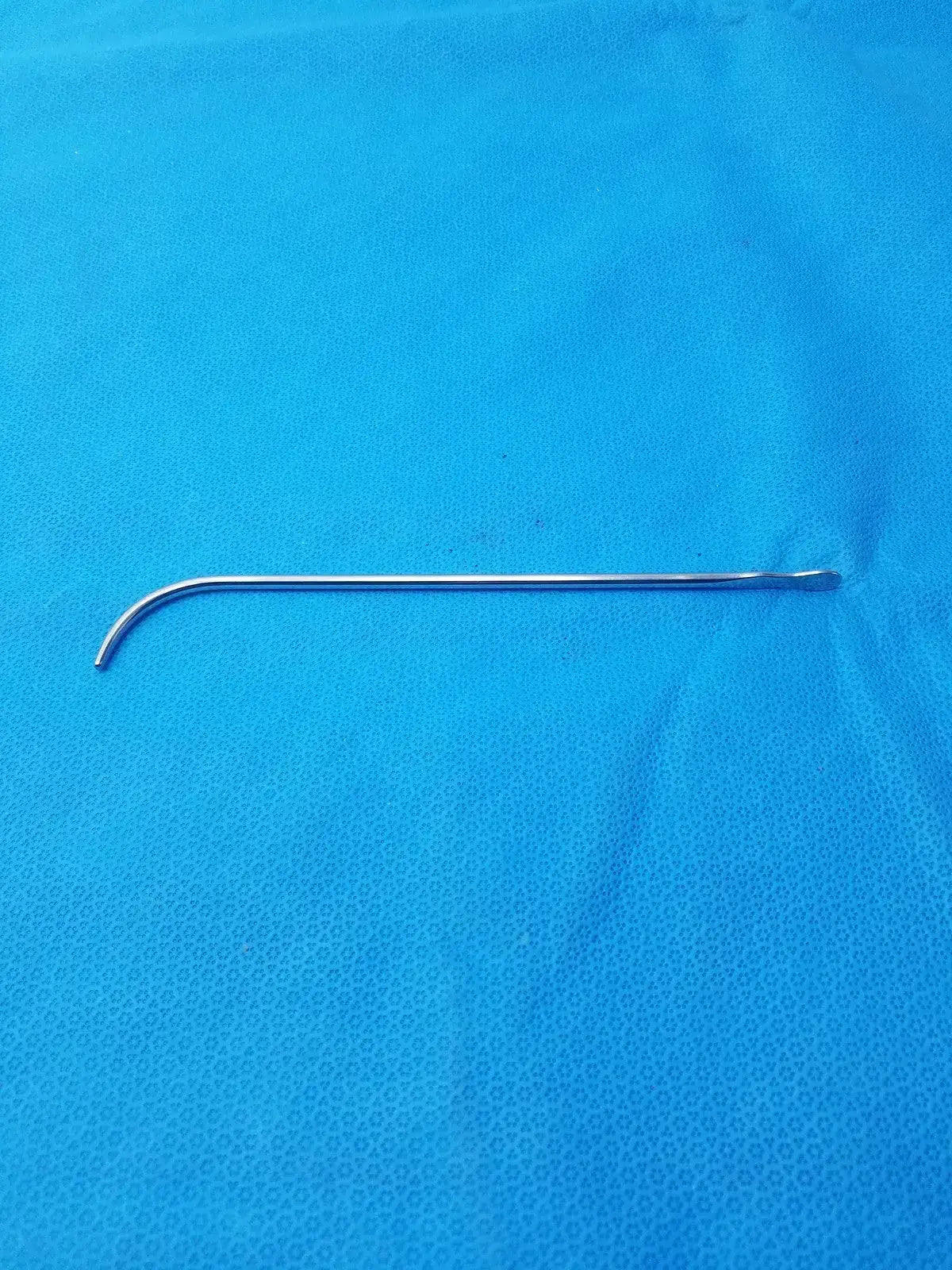 Stainless Steel Curved Surgical Instrument Size 18
