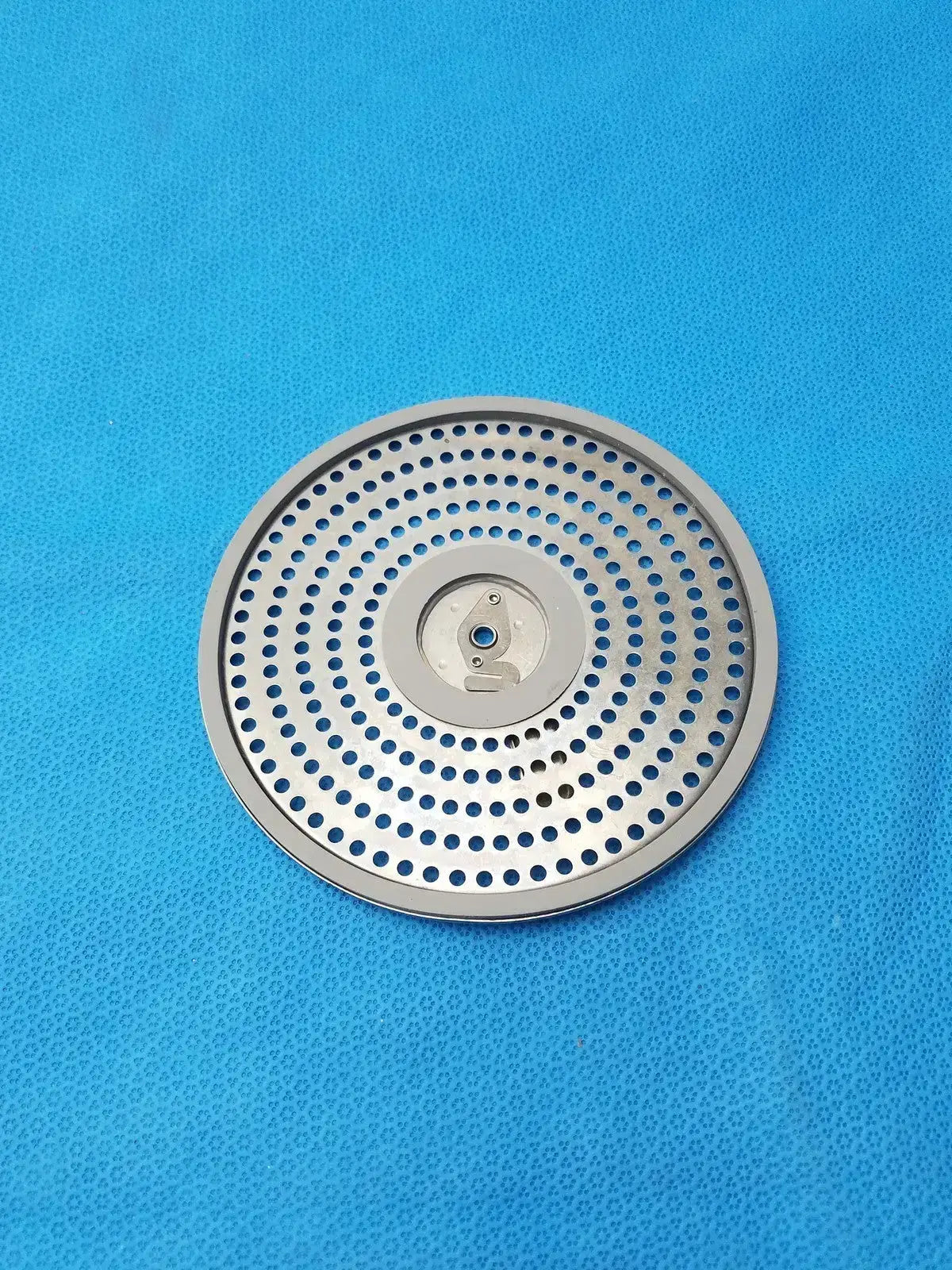 Sterilization Container Lid Paper Filter Retention Plate - Part
