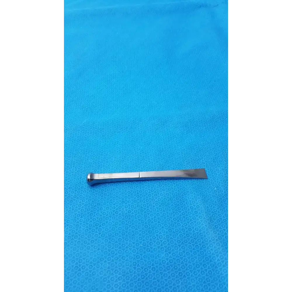 Straight Osteotome Surgical Instrument