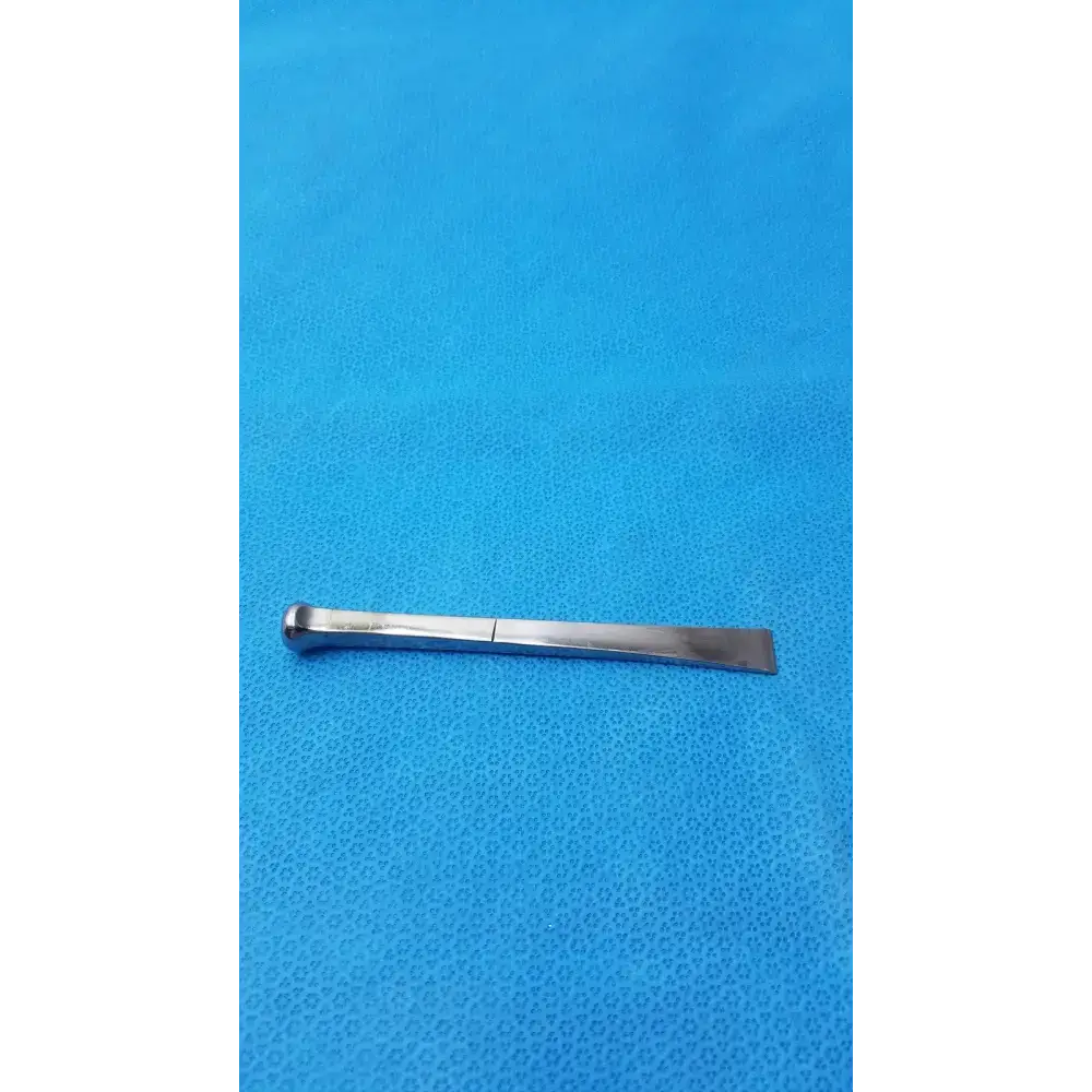 Straight Osteotome Surgical Instrument