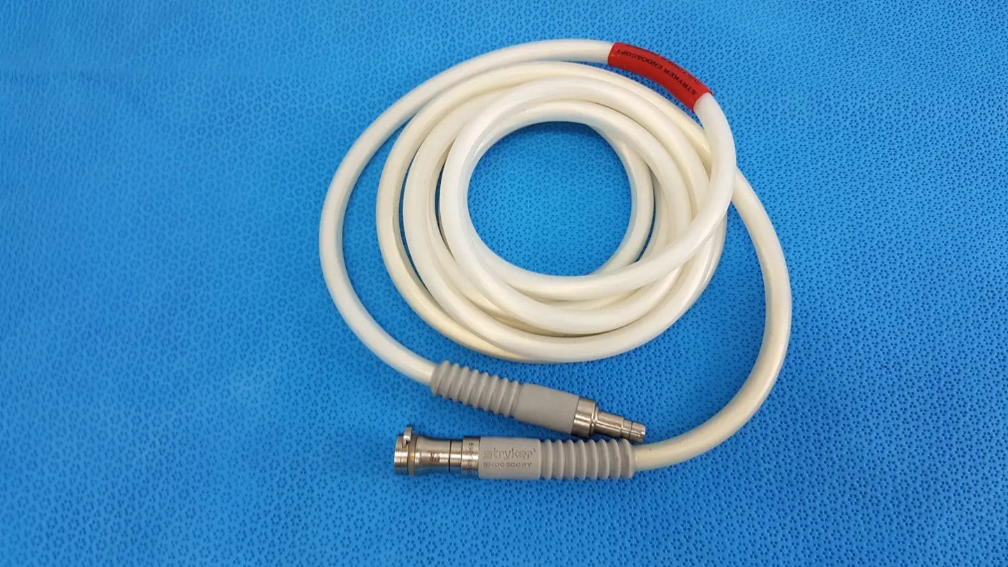 Stryker 195Q Fiber Optic Light Cable – Surgical and Endoscopic Illumination