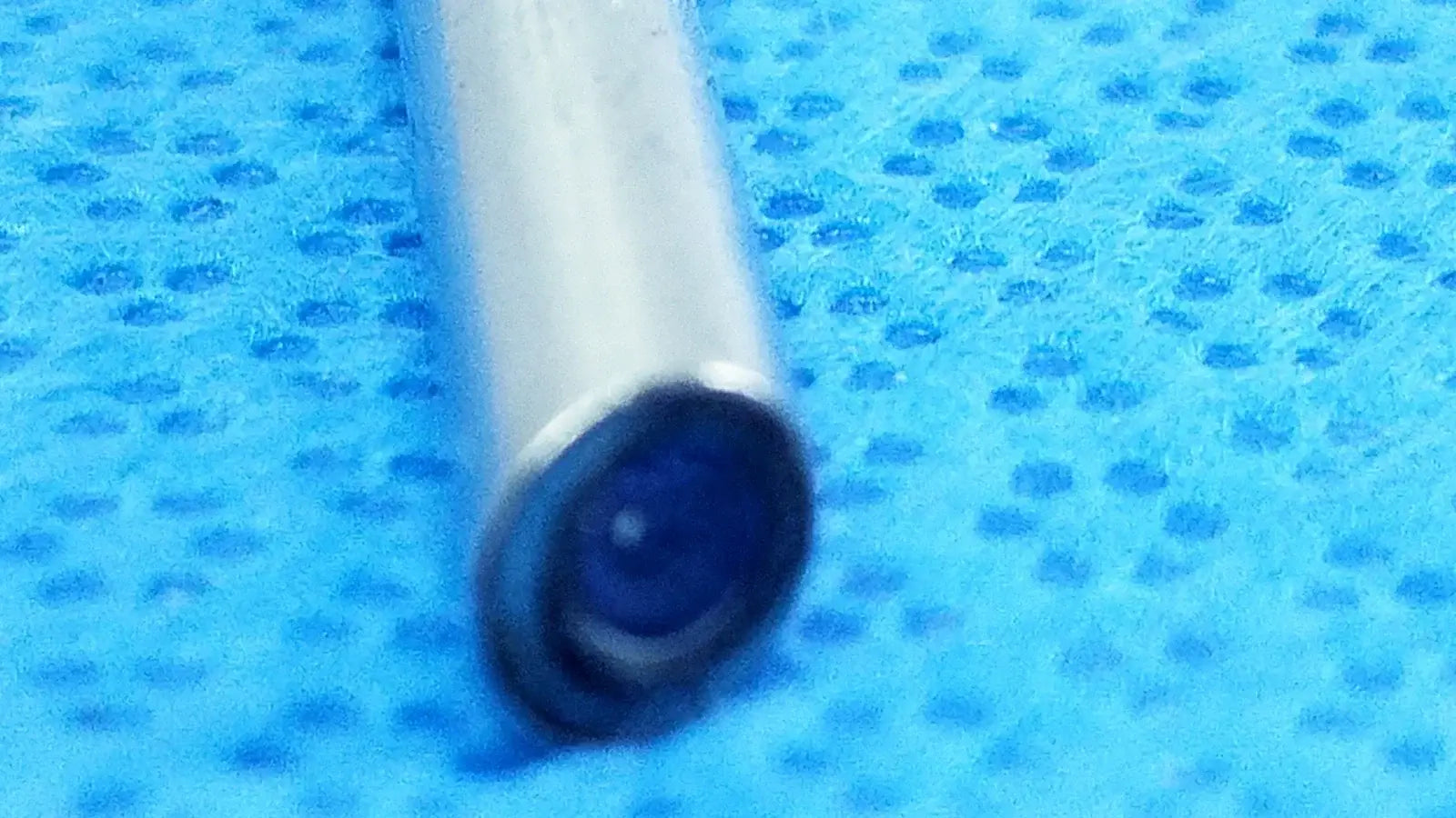 Silver cylindrical autoclavable endoscope with dark blue lens ideal eyes 5mm medical equipment for reuse