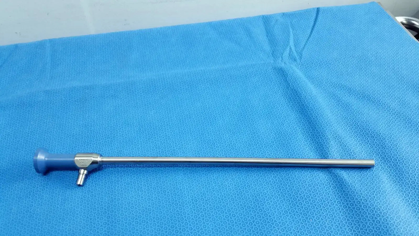 Stryker 502-859-010 Ideal Eyes 10mm 0° Autoclavable Endoscope 988450