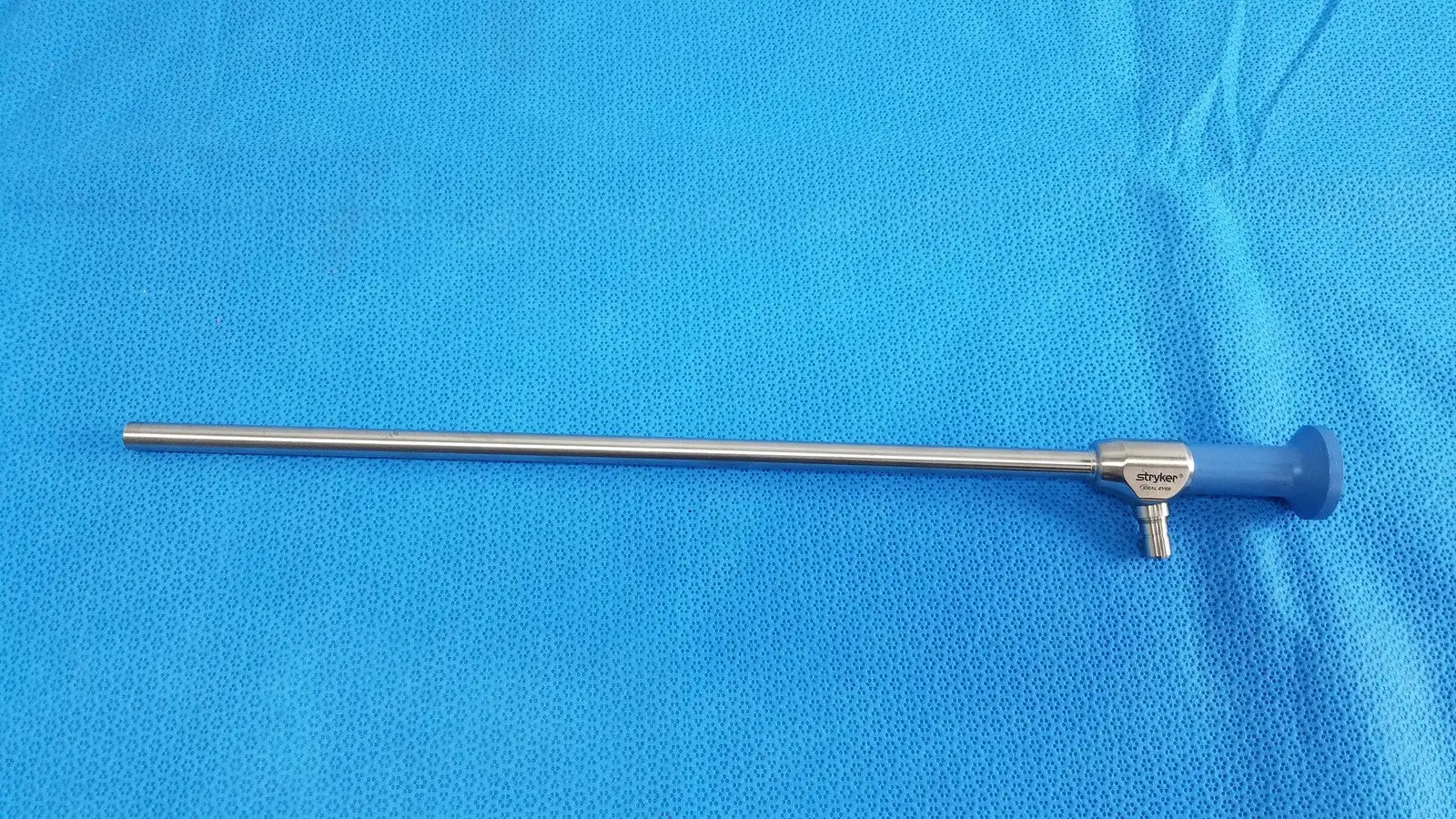 Stryker 502-859-010 Ideal Eyes 10mm 0° Autoclavable Endoscope 989798
