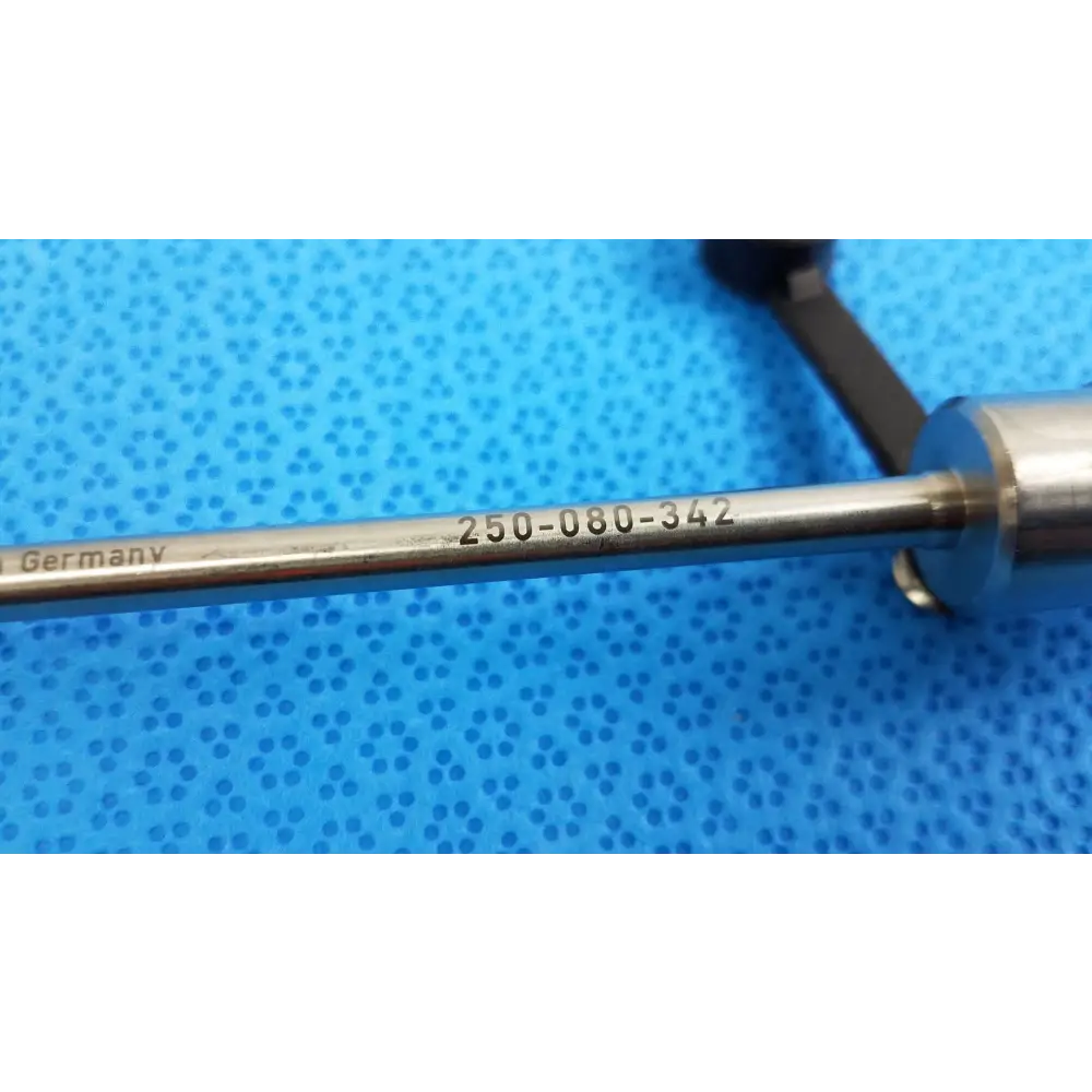 Stryker 5mm Curved Right Surgical Stainless Steel Needle Holder