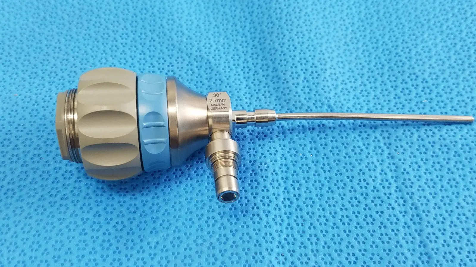 Stryker Ideal Eyes 30º 2.7mm Autoclavable 502-826-030 Arthroscope - Has dents