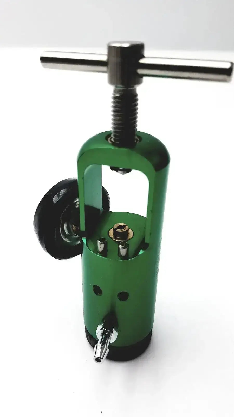 Green metallic sunset RES042 oxygen regulator with black knob and silver threaded handle for precise flow control