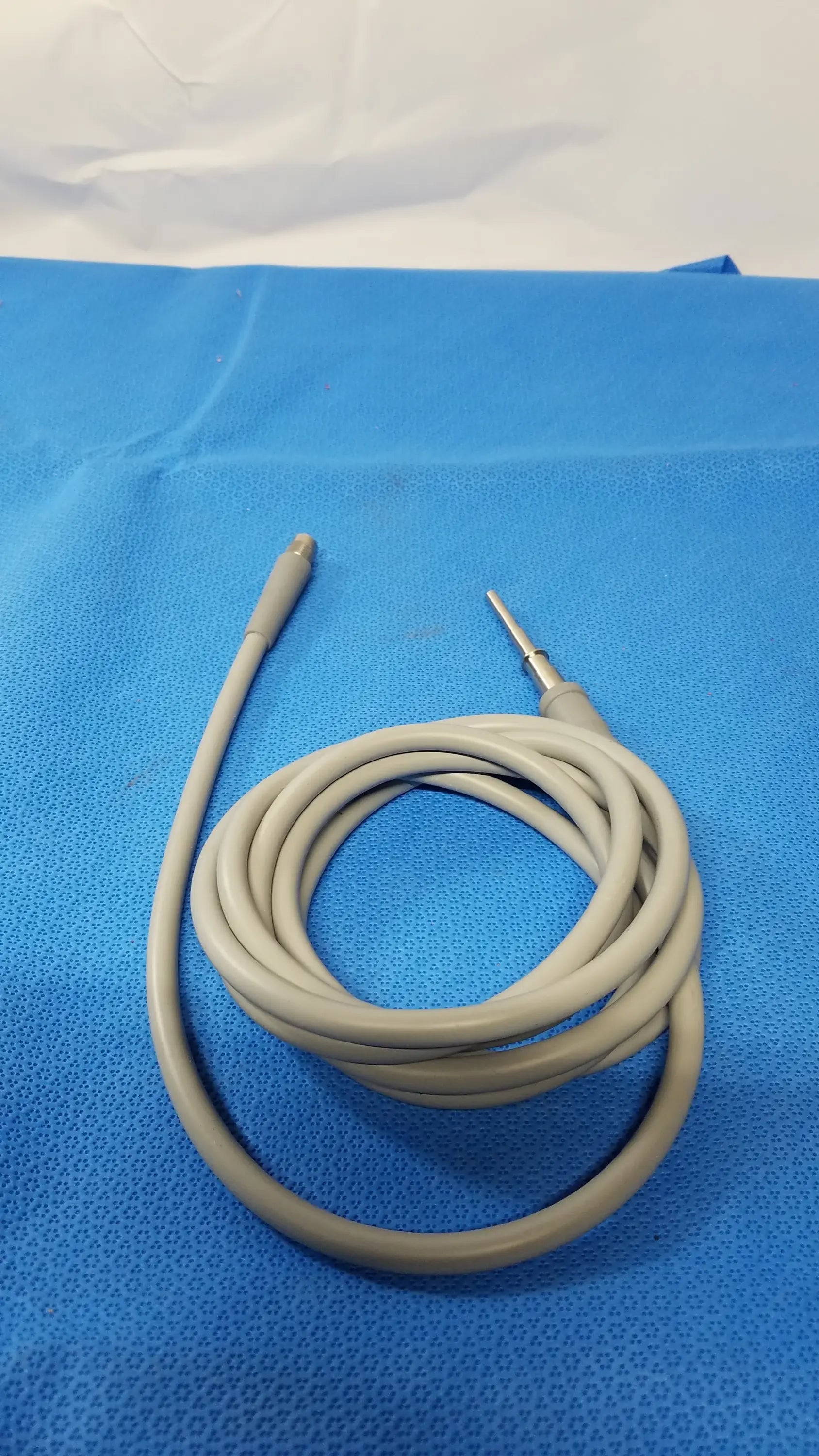Surgical Autoclavable Fiber Optic Cable