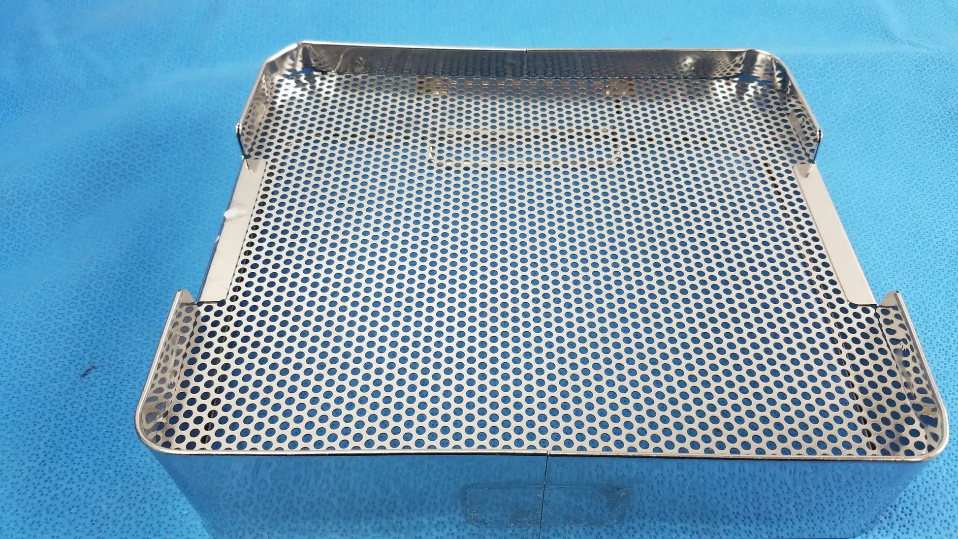 Surgical Instrument Storage & Sterilization Tray