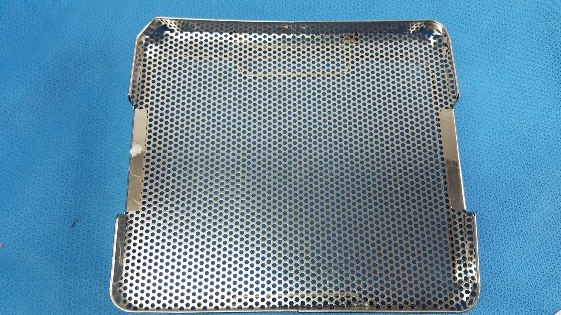 Surgical Instrument Storage & Sterilization Tray