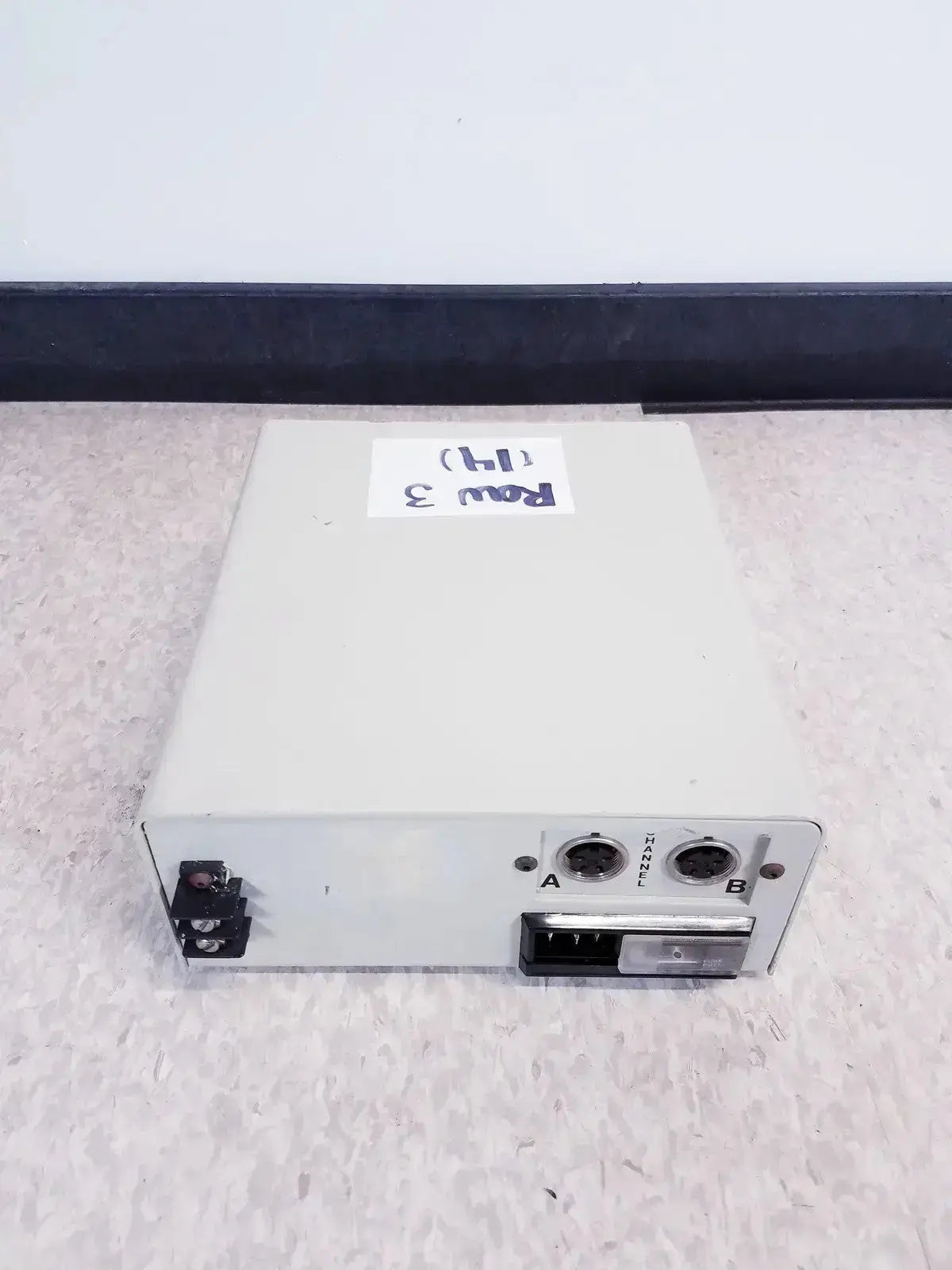 Light gray systec ch-1448 digital tabletop dual zone temperature controller showing two circular ports and side connector