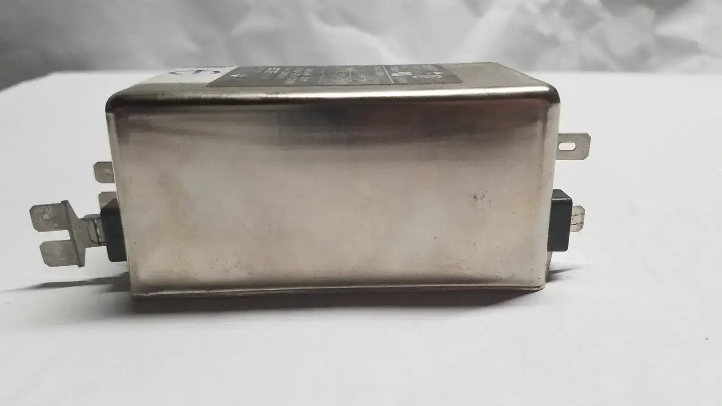 TE CONNECTIVITY 10EHT1 F7667 10 A 120 250 Volt EMI Filter AMP