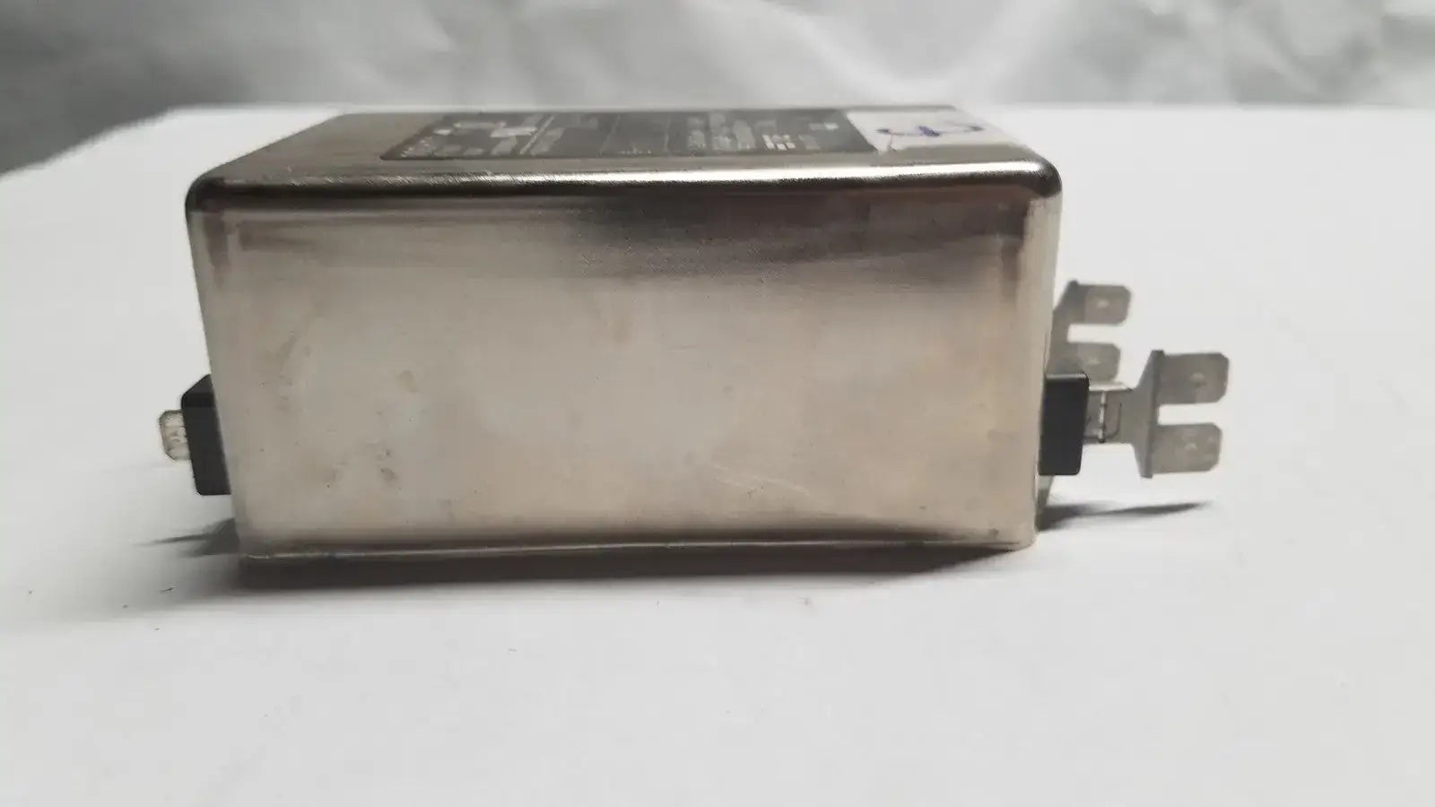 TE CONNECTIVITY 10EHT1 F7667 10 A 120 250 Volt EMI Filter AMP