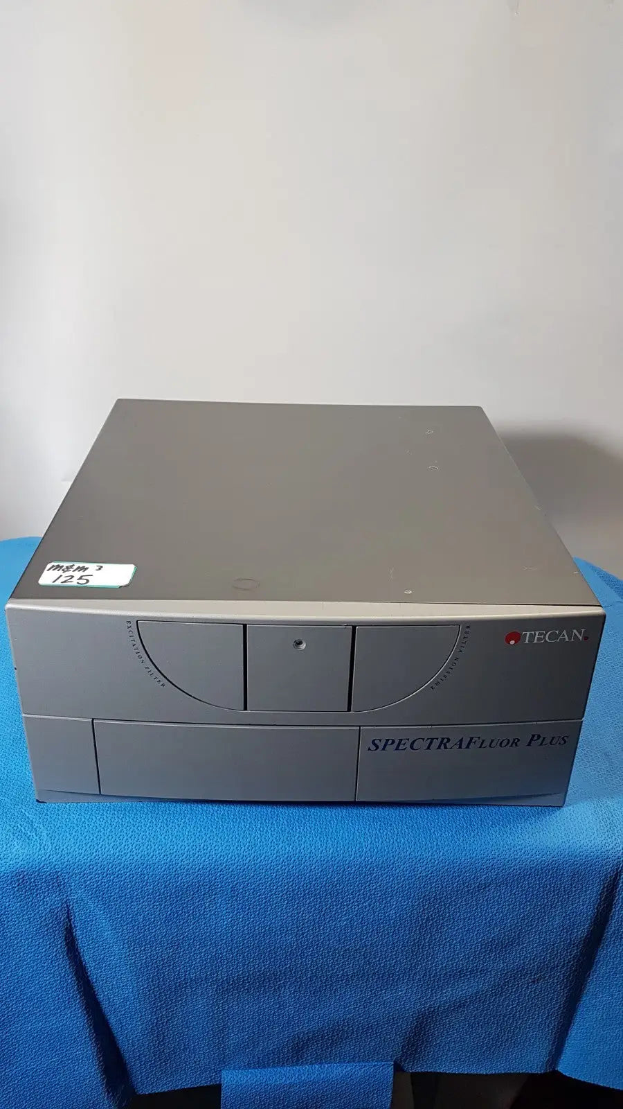 Tecan SpectraFlour Plus Microplate Reader Fluorescence System