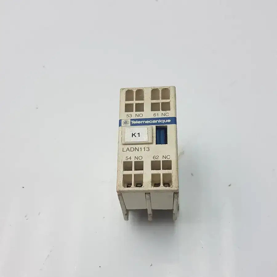 Telemecanique Schneider Electric A013256 Auxiliary Switch Block