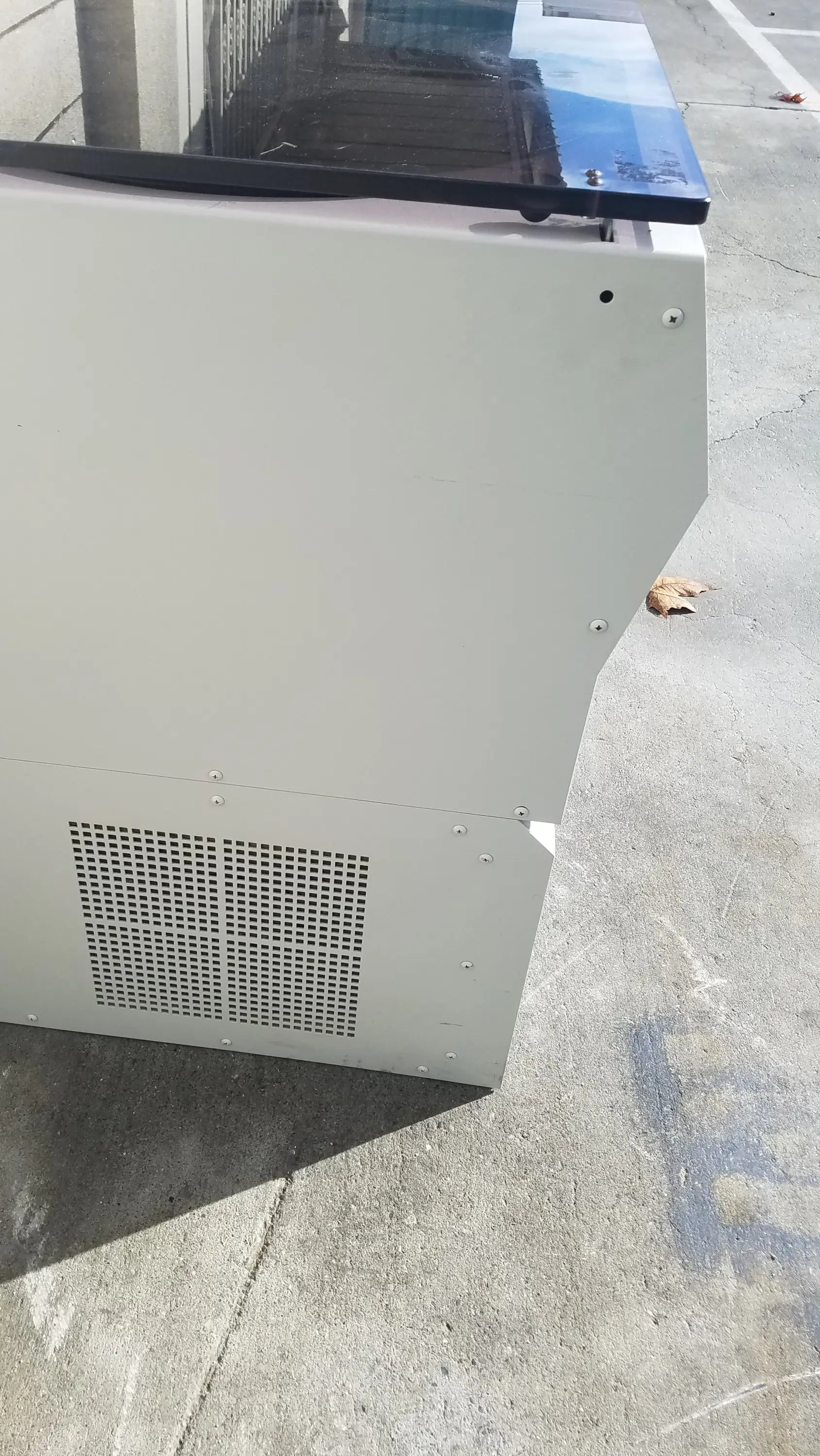 White industrial silent solution silencer 2310 centrifuge system with black top panel and side ventilation grille for medical equipment reuse